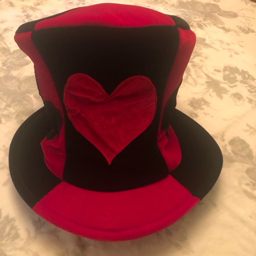 NWT Card Suit Top Hat by Elope - Changeable size and collapsible. Never worn.